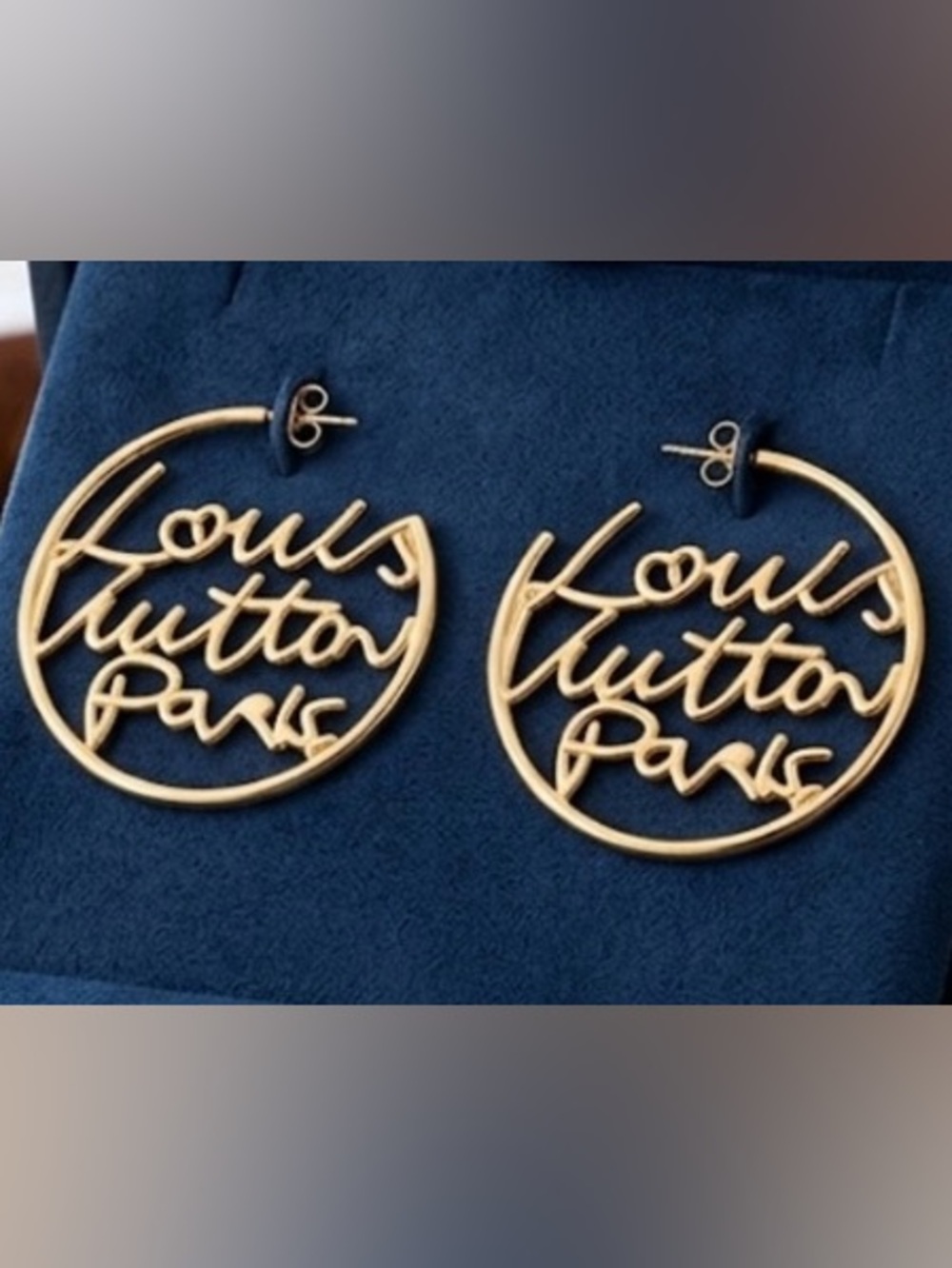 Gold tone Script Circle Hoop Earrings - fashion luxury Jewelry
